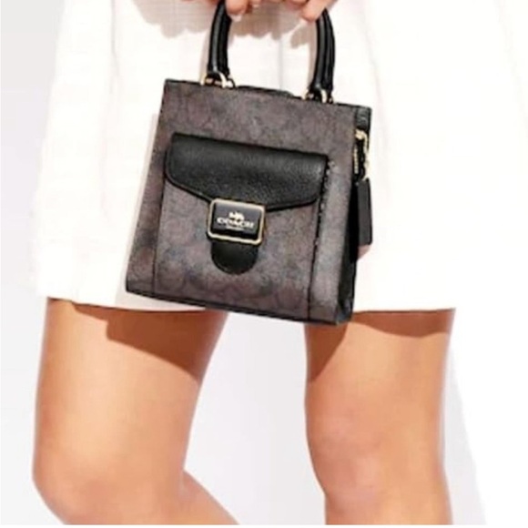 Coach Mini Pepper Crossbody In Signature Canvas Brown / Black  EUC - Picture 5 of 17